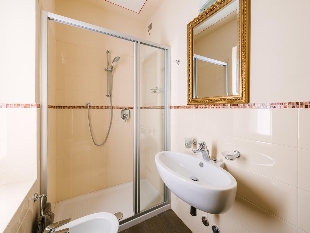 Villa Monti Varenna Habitación foto